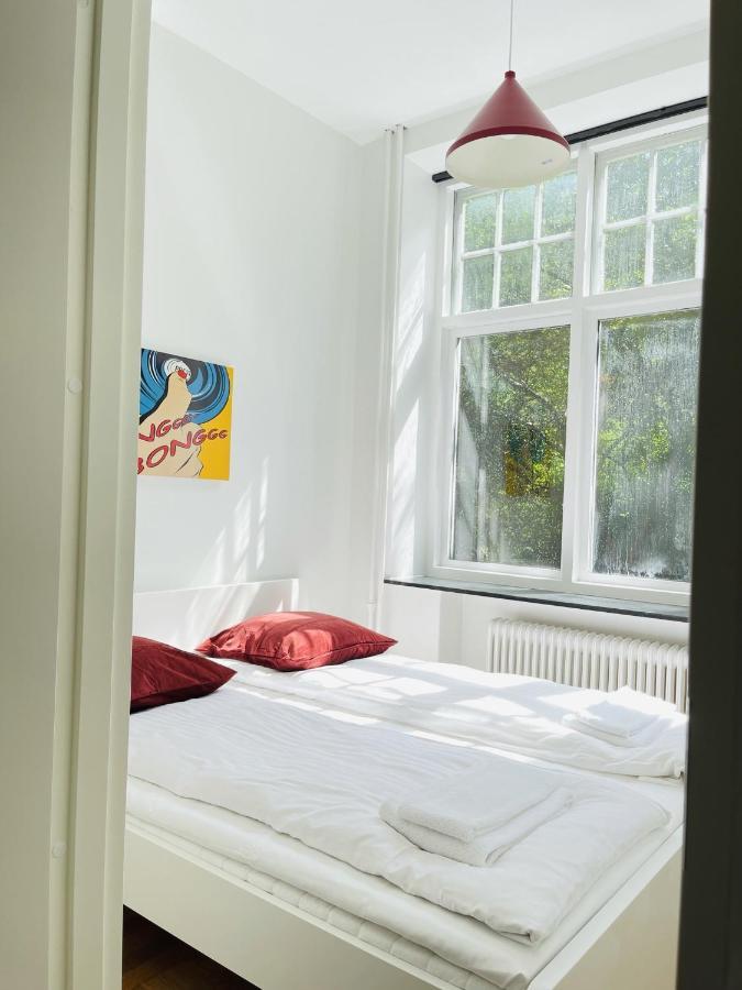 Aday - Aalborg Mansion - Open Bright Apartment With Garden Экстерьер фото